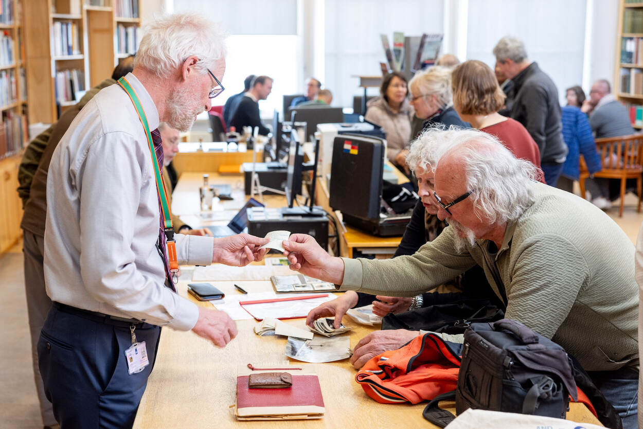 Overzicht van de bezoekers en specialisten bij Bronbeek.