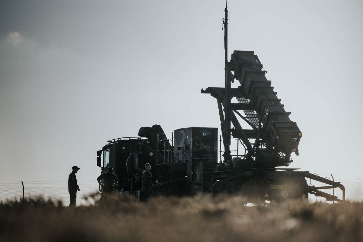 Patriot-systeem van veraf gezien.