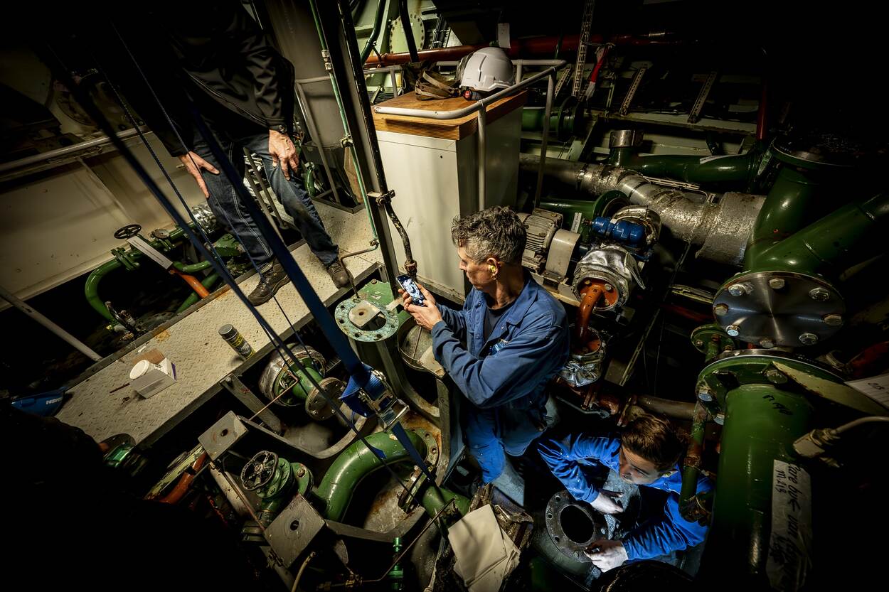 Onderdelen van de Van Speijk die aan vervanging toe zijn.