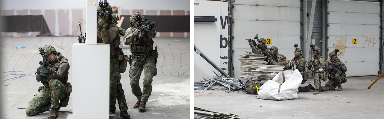 Infanteristen schuilen in een grote hal achter obstakels en nemen de vijand onder vuur.