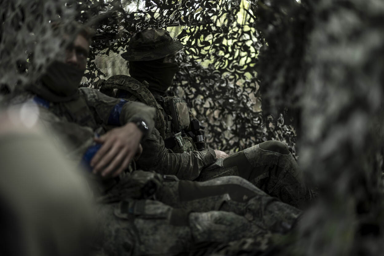 Verkenners in een mobiele uitkijkpost tijdens oefening Iron Wolf in Litouwen.