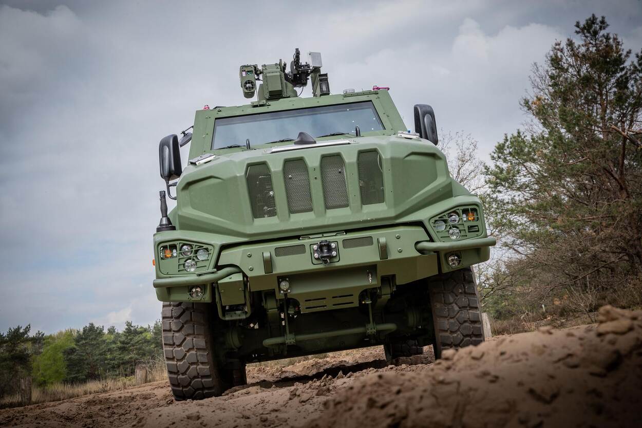 De Italiaanse fabrikant IDV levert eveneens de Manticore terreinwagen aan de krijgsmacht.