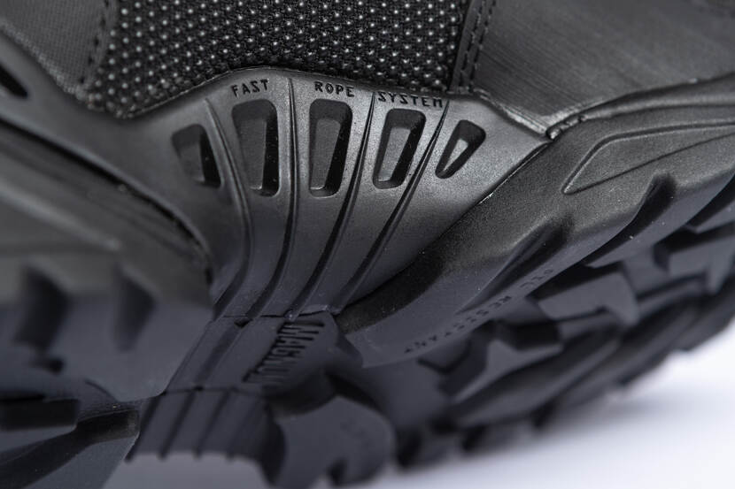 Zool van een van de nieuwe gevechtslaarzen voor Defensie.