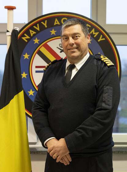 Portret van kapitein ter zee Luc Desanghere.