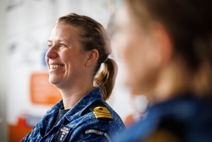 LTZ 1 Marlies Bouwmeester in uniform.