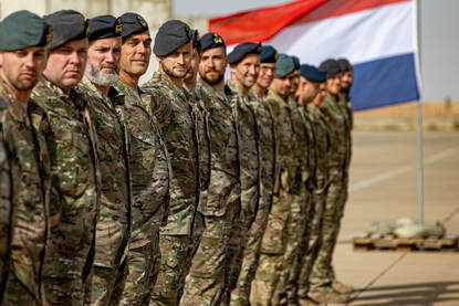 Het helikopterdetachement kreeg aan het einde van de missie de welverdiende NAVO-medaille.